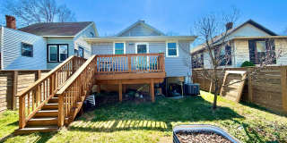 Beautiful Benning 3 Bedroom Renovated Bungalow Home with Yard, Parking, W/D. Gallery 15