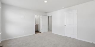 122 BOWERS Street Gallery 24