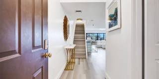 270 Captains Walk Gallery 9