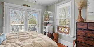 1140 East Johnson Street - 4 Gallery 6