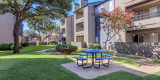 One Townecrest Apartments Gallery 5