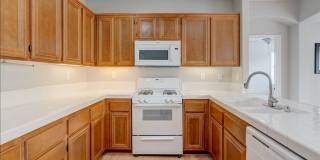 Fantastic 2 Bedroom Townhome minutes away to Camp Pendleton Gallery 9