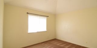 1702 Clairidge Ave Gallery 9