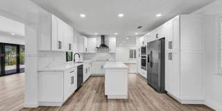 9261 SW 85th St Gallery 11