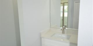 2955 Dunbar Avenue Gallery 23
