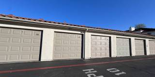 Cute Upgraded 2 bedroom/2 Bath Gallery 25