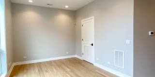 1050 W Cornelia Gallery 4