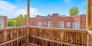 325 V Street NE Gallery 18