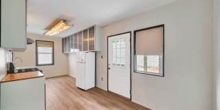 2441 3rd Street Gallery 10