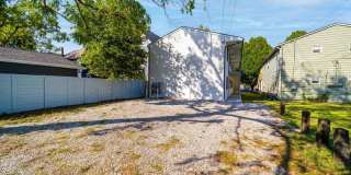 1075 Oak Street Gallery 17