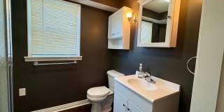 4 Bedroom 2 Bathroom in Harrisburg! Gallery 16