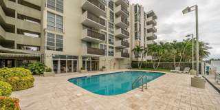 9800 W Bay Harbor Dr Gallery 29