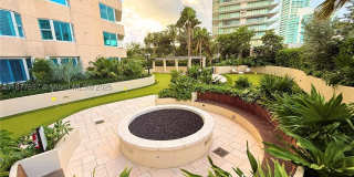 300 S Pointe Dr Gallery 44