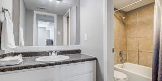 Westchase Apartments Gallery 9
