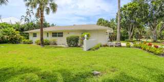 ** LUXURY PARK SHORE STUNNING FULLY REMODELED MODERN UNFURNISHED 3/2 PRIVATE LARGE PATIO HOME WITH PRIVATE PARK SHORE BEACH ACCESS ** NO HOA ** MOVE IN TODAY ** Gallery 16