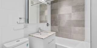 234 E 40th St Gallery 6