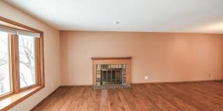 Spacious 5-Bedroom Split-Level in Southwest Sioux Falls with 4-Season Room & Fenced Yard! Gallery 13
