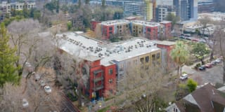 Fremont Mews Gallery 15