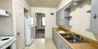3 Bedrooms Walking Distance to KSU! Gallery 1