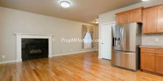 Charming Four Bedroom Home in Aloha on Quiet Cul-De-Sac! Gallery 3
