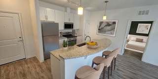 Lola Apartments Gallery 1