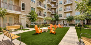 Fountain Pointe Las Colinas Gallery 39
