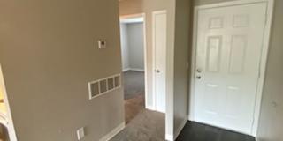 River Walk Apartments Gallery 25