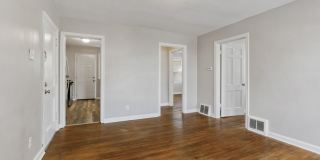 1355 Ida Avenue Gallery 2