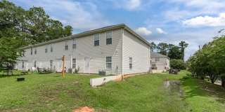 100 Corwin Drive Gallery 33