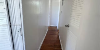 122 NE 2 Ave Gallery 4
