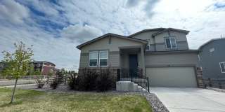 Stunning and spacious 4.5 bedroom, 3 bathroom home located in Morgan Hill Gallery 40