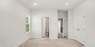 1643 DOROTHY Lane Gallery 16