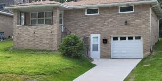 MOVE RIGHT IN ! AWESOME RANCH Gallery 1