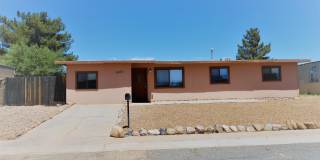 4901 E DE MEDICI Drive Gallery 1