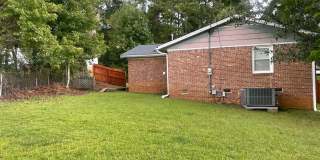 Sensational Three Bedroom Home Located in the Earlewood Community! Gallery 35