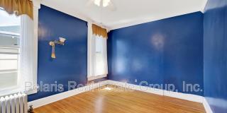 1507 Broadway St Gallery 19