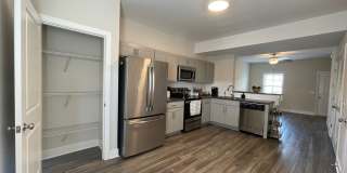 2005 Willow Dr Gallery 1