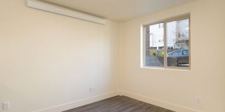Newly Remodeled 3BR w/ In-Unit W/D, Private Entry & Designer Finishes – Pet Friendly! Gallery 4