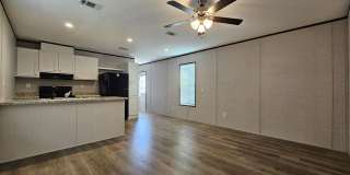 527 Suwanee Drive Gallery 1