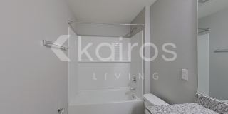 1010 Kaye Street East Gallery 16