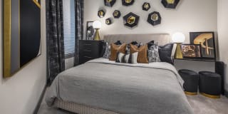 Aura Thirty2 Aura Thirty2 Gallery 21