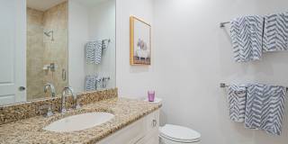 Beautiful Condo Gallery 34