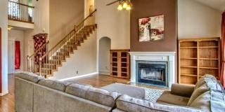 Stunning 3 bedroom, 3 bathroom Home in Desirable Jenks Neighborhood! Gallery 4