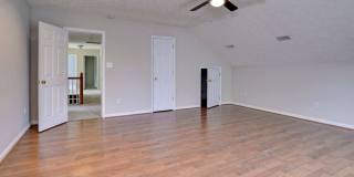 Spacious Home with 1st Floor Master! Spacious Home with 1st Floor Master! Gallery 28