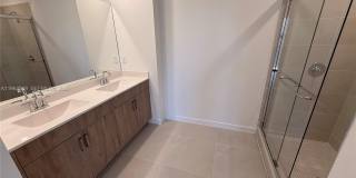 1535 SE 7th Ct Gallery 16