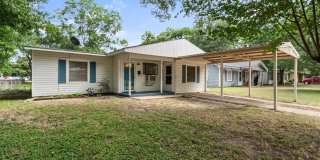 Charming home located in the heart of Corsicana Gallery 1