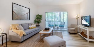 Polo Glen Apartment Homes Gallery 17