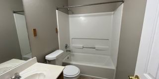 Renovated 4 Bedroom 2 Bath Home for Rent!! Gallery 3