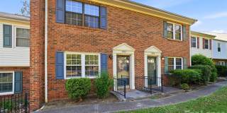 8846 Hunter Ridge Drive Gallery 1
