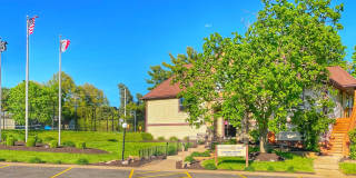 Chateau Knoll Gallery 33